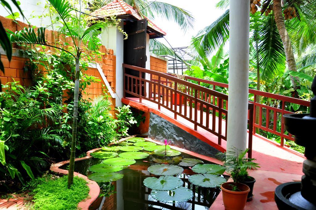 Chakra Ayurvedic Resort Thiruvananthapuram Εξωτερικό φωτογραφία